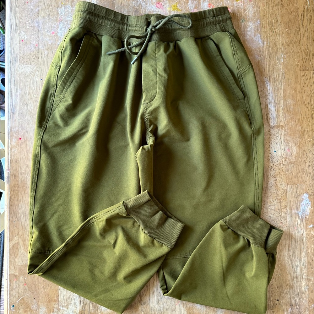 Old Navy High Waisted All Seasons StretchTech Joggers